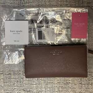NWT Kate Spade Large Slim Bifold Wallet